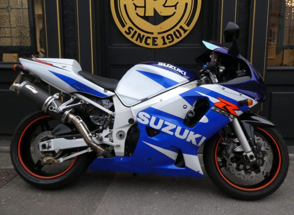 8492961x2048x1536_FFFFFF_L_0