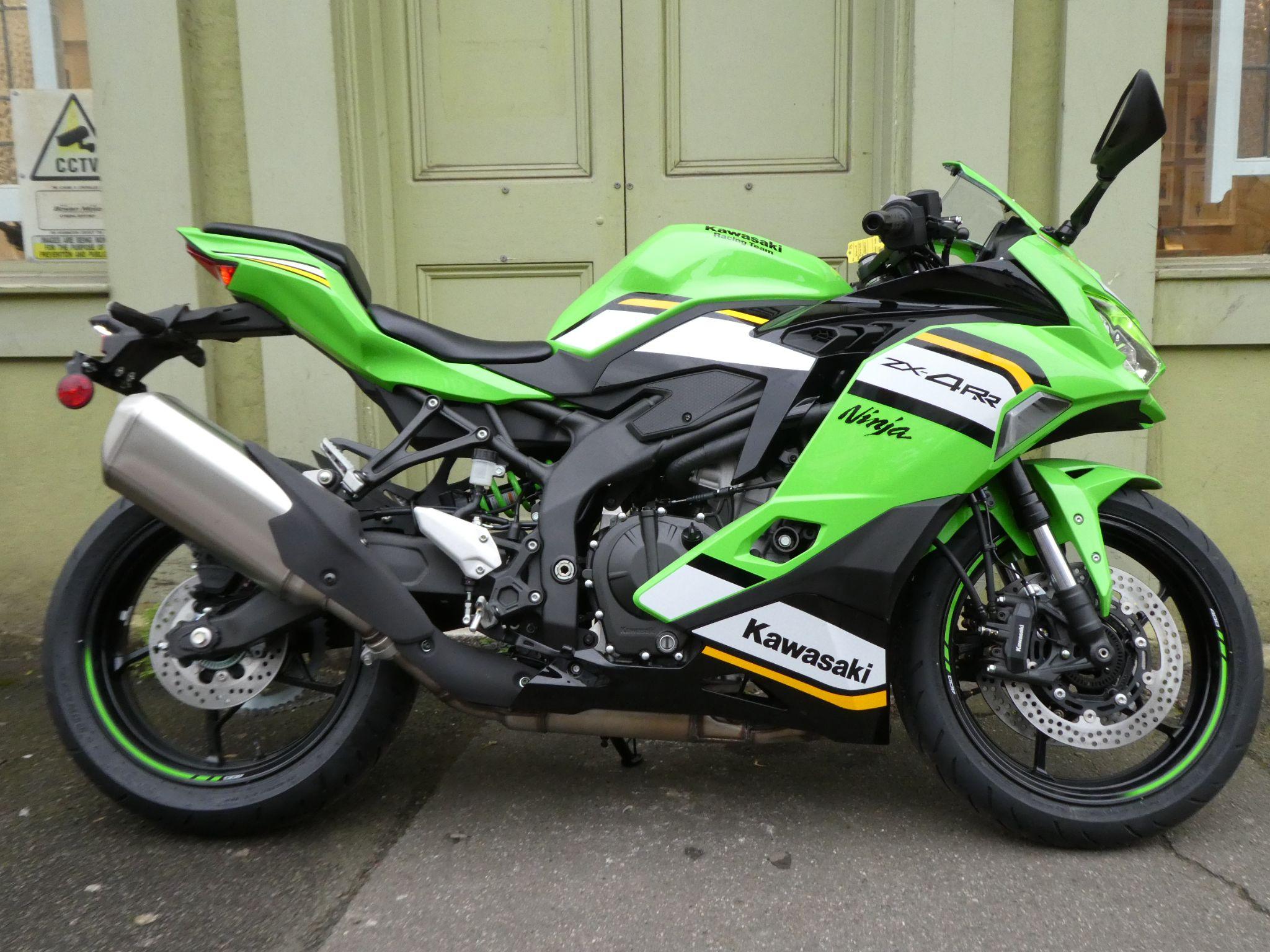 New Kawasaki Ninja ZX-4RR